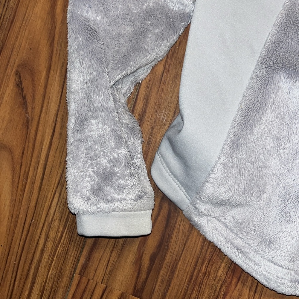 Gray Northface Jacket - image 5